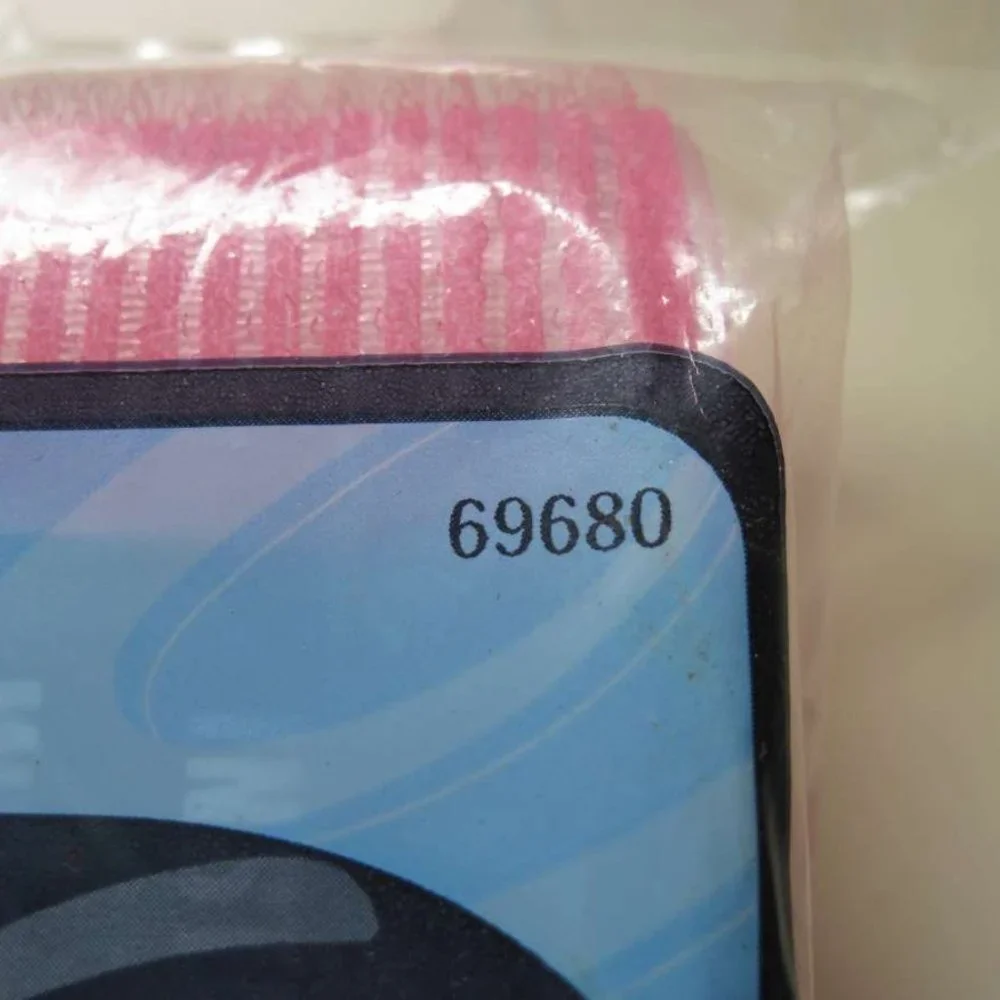Goody bundling cat